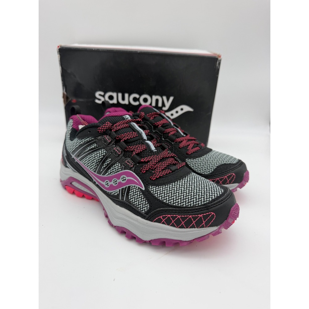 Saucony Grid Excursion TR10 Womens Trail Running Shoes Black Berry Size 6 NEW